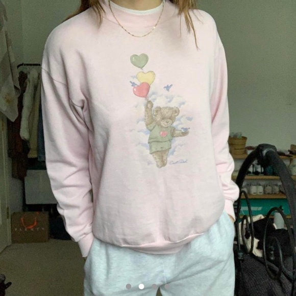 Cutest vintage dreamy teddy bear sweatshirt. - Picture 2 of 5